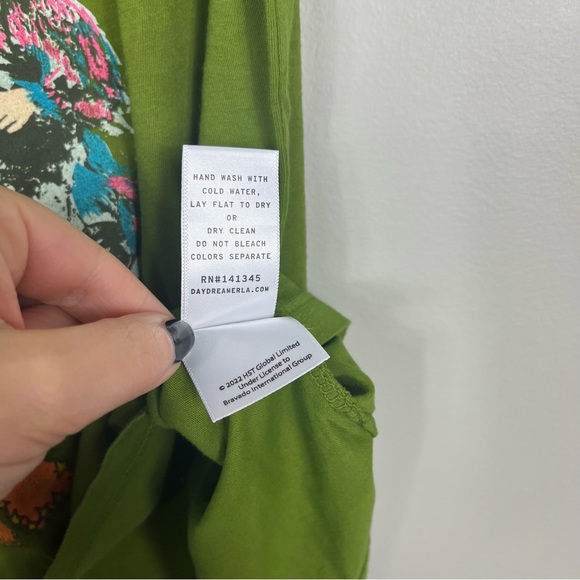 Daydreamer Elton John The One Solo Graphic Crewneck Tee in Olive Green - Picture 7 of 10